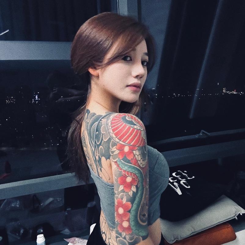 洋小姐