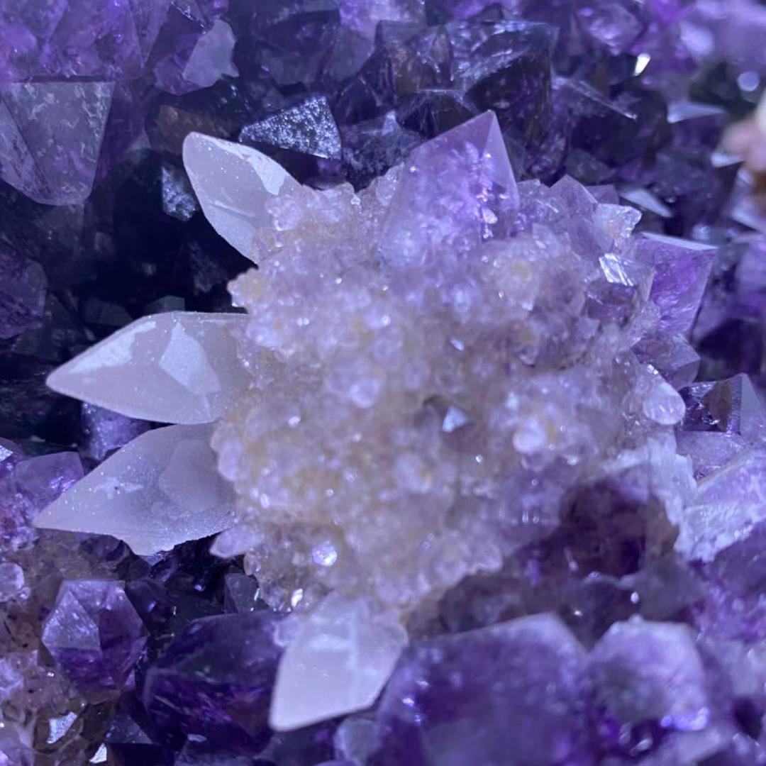 芬甜晶洞
