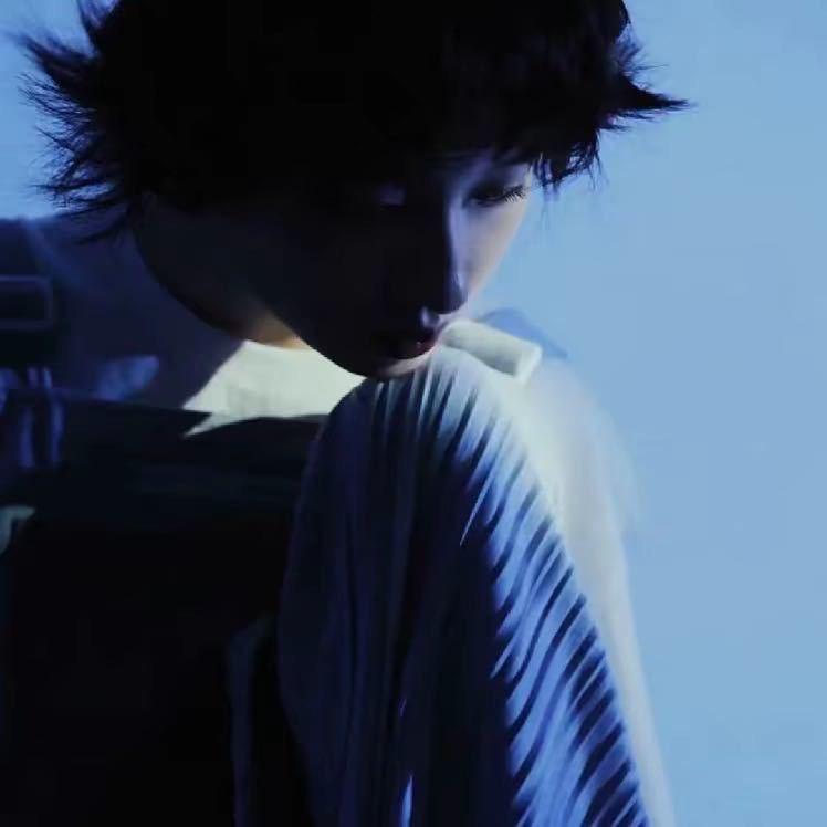 夜ㅤㅤ ㅤㅤㅤㅤ ㅤㅤㅤㅤㅤ