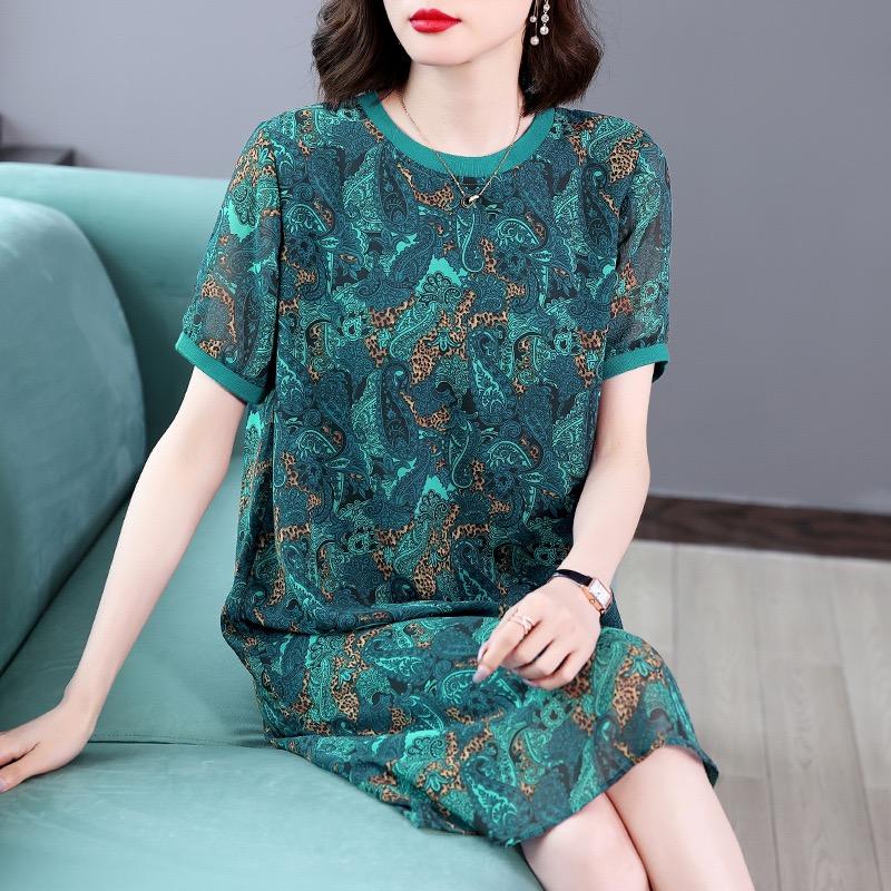 卡娅女装服饰