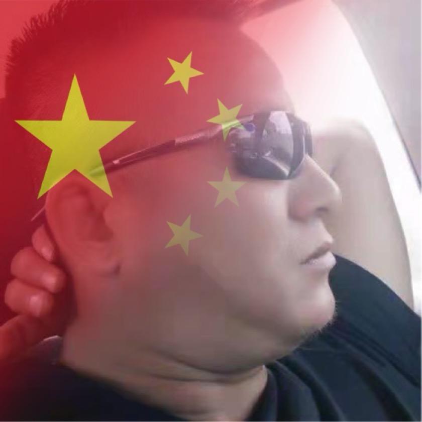指尖光芒