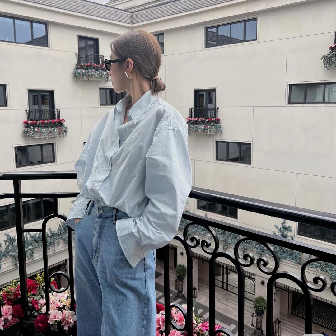 纤纤素手品牌衬衫精选店