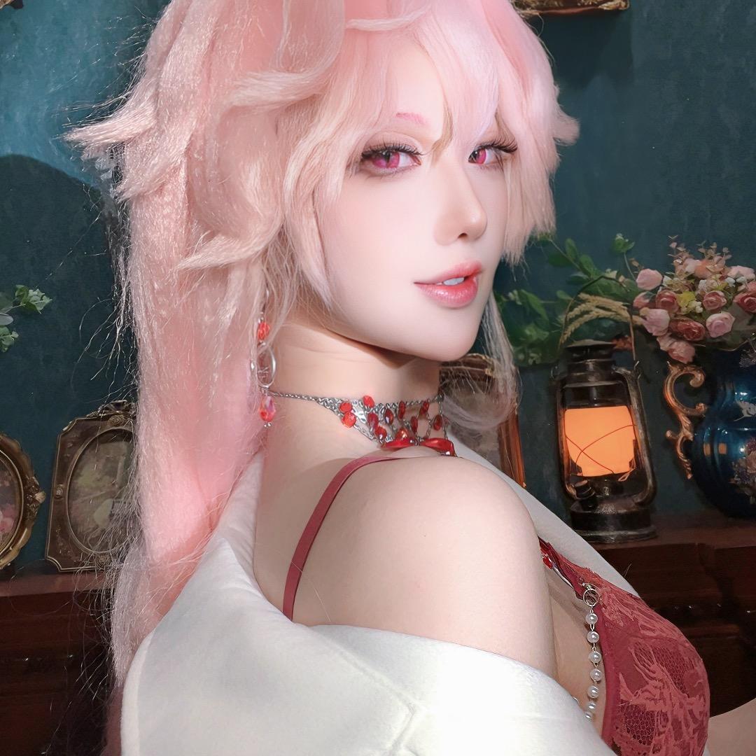 一朵菜姨