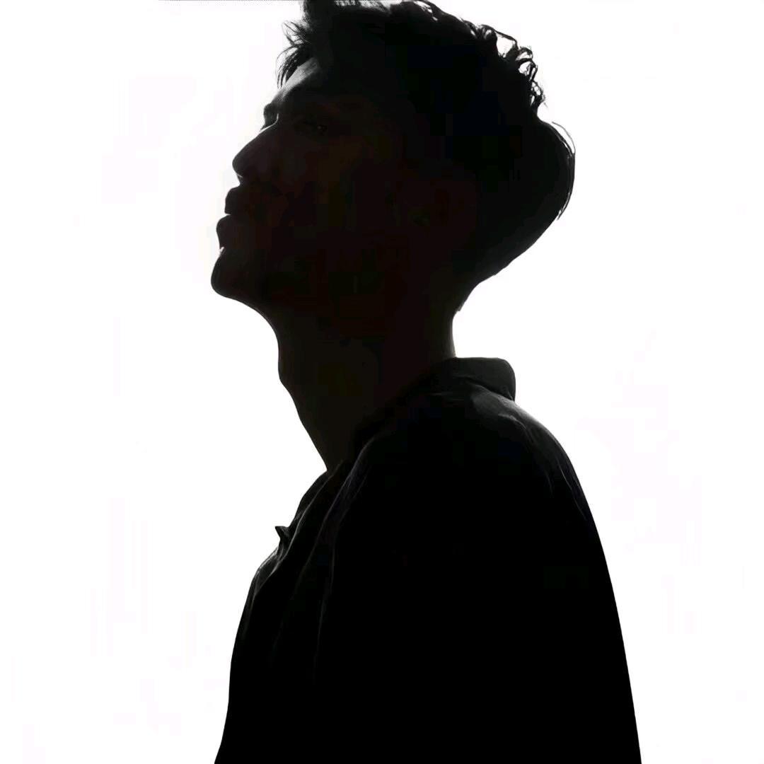 张虫灰·