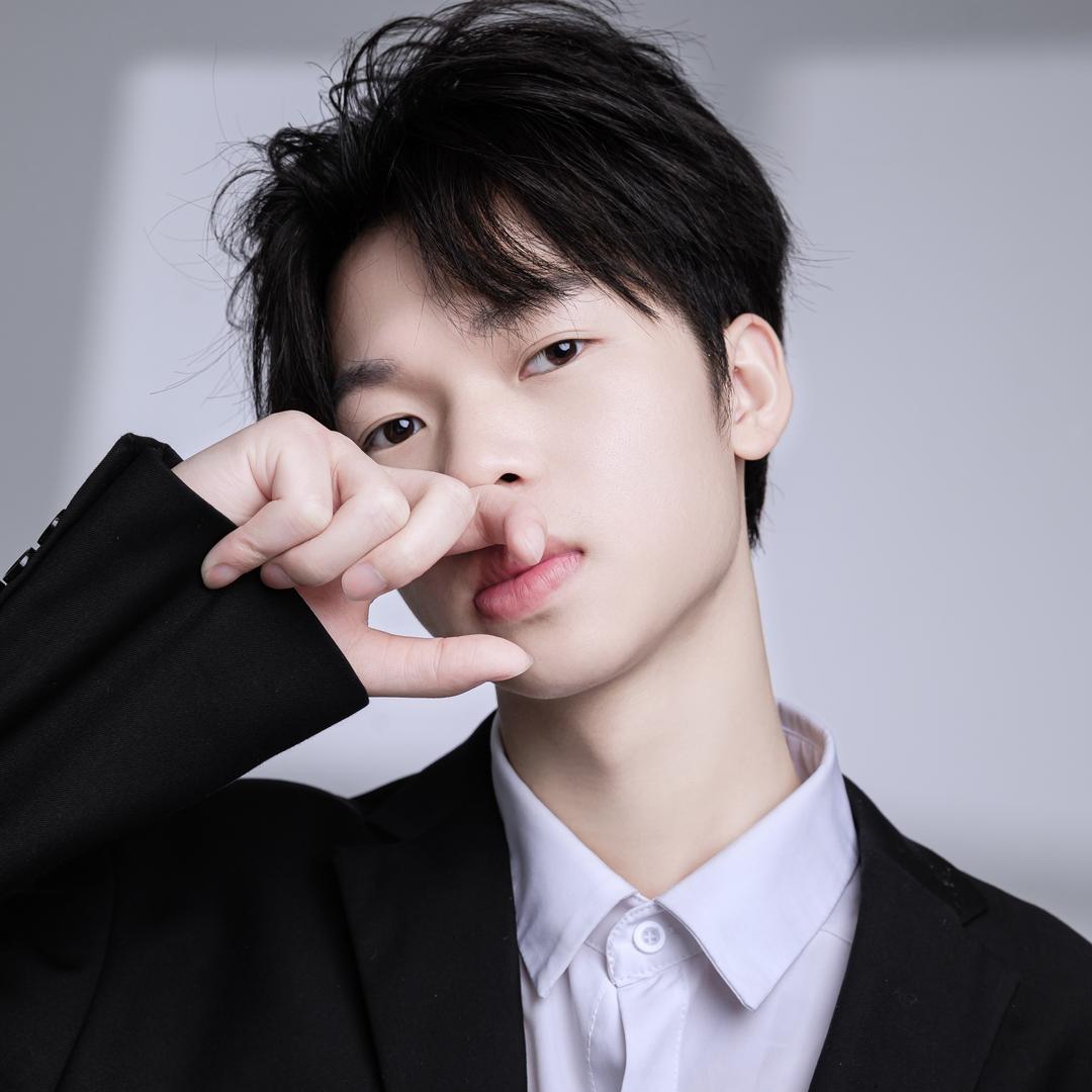 扬州发型设计玖黎