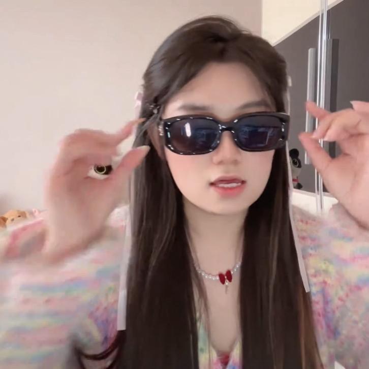 丸子～（🎤下午3点直播唱歌）