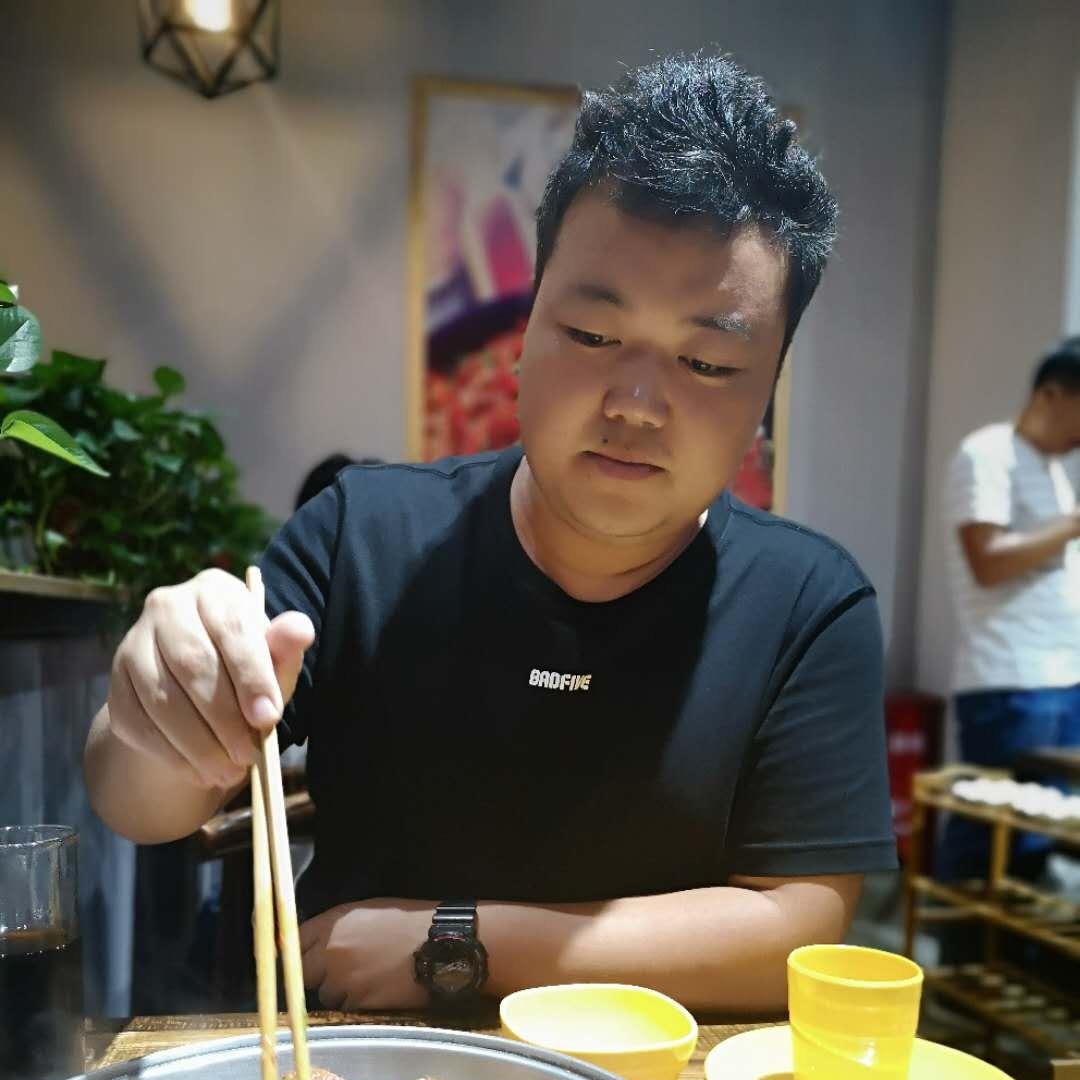 昆明老伟二手车
