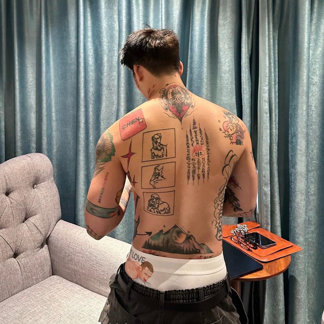 欧美短剧小电影👬