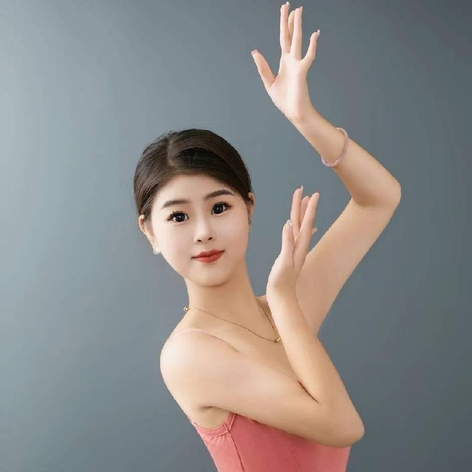 舞之韵迈迈老师🌟