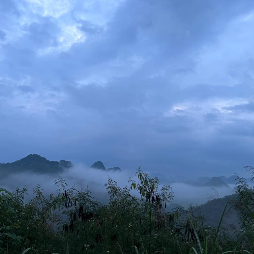 有河不渴头像