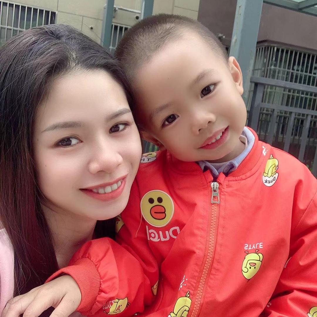 娜娜🇱🇦💞🇨🇳