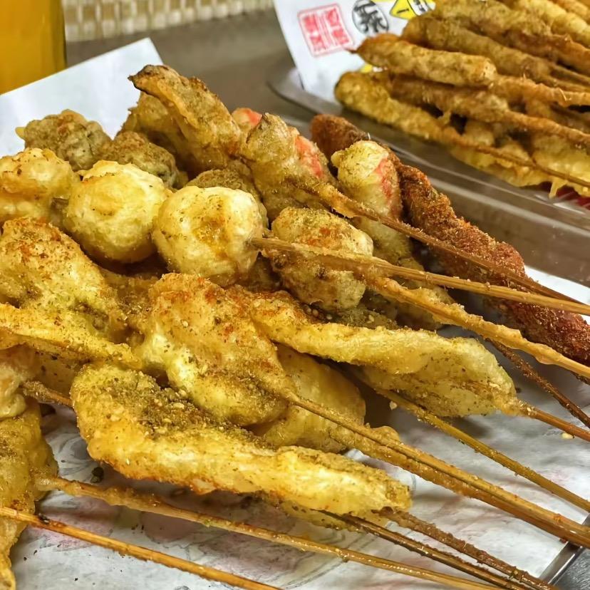 臭摆摊的🍢