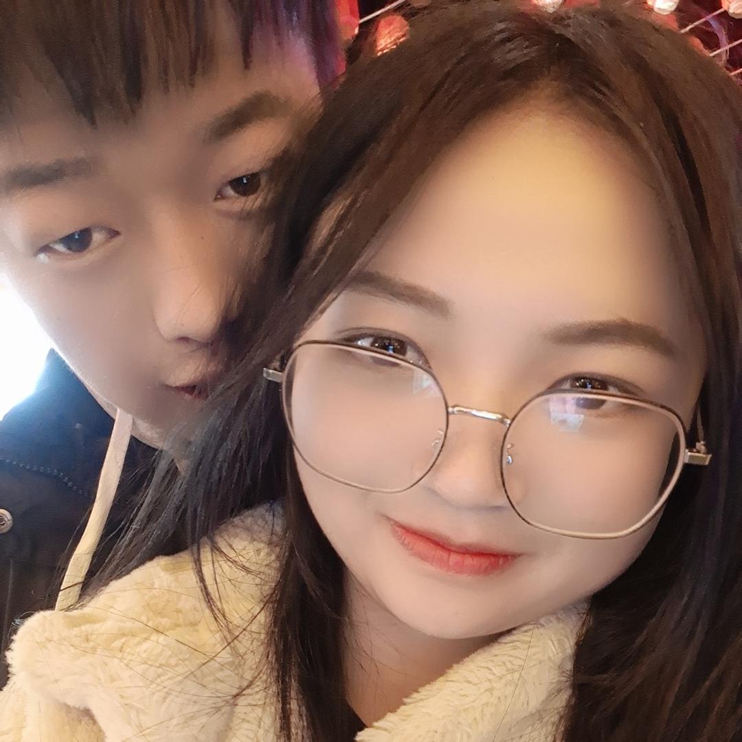 🦋芜情的癞疙宝🤡