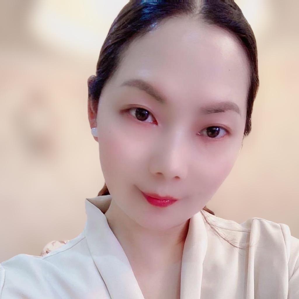 鸿雁茶楼何姐