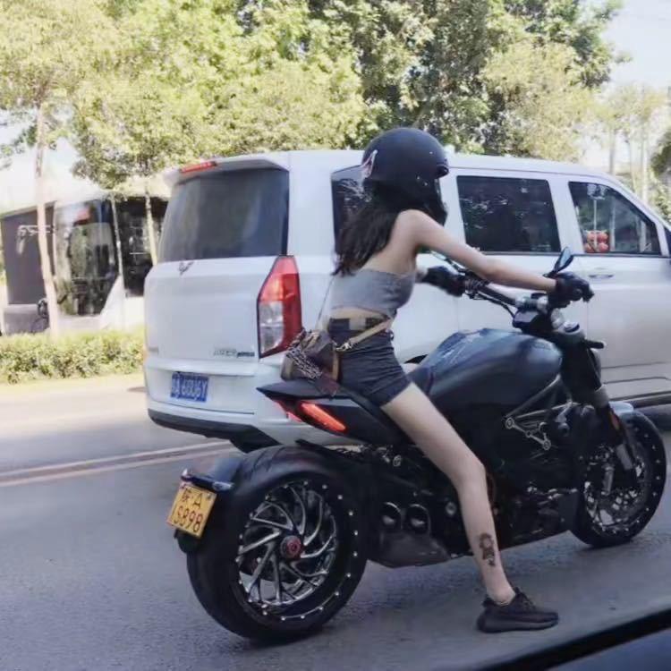 Ao.👄小祖宗🐵