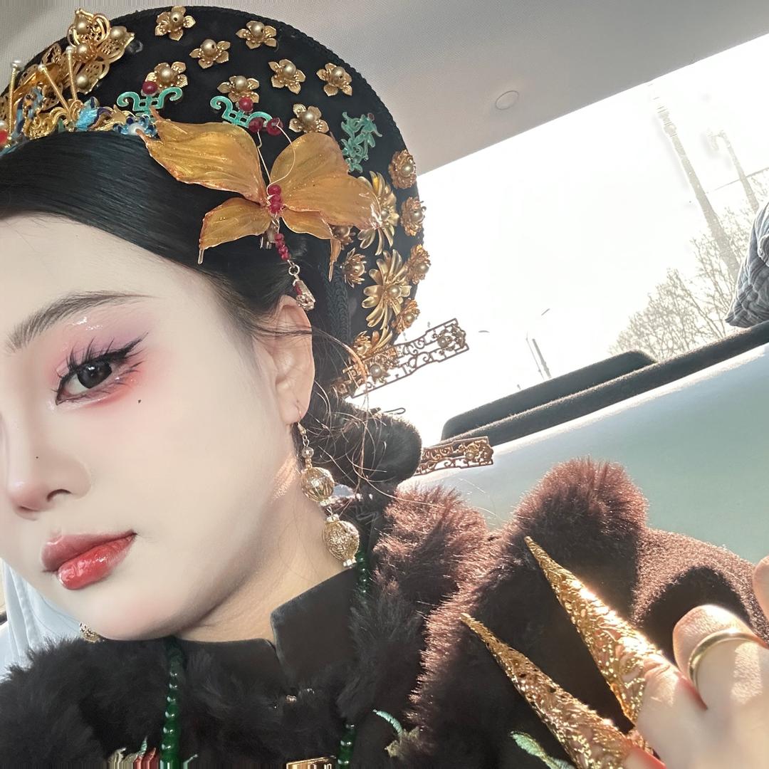 康宇.