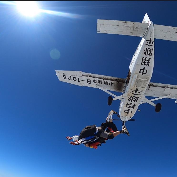 中翔跳伞直营