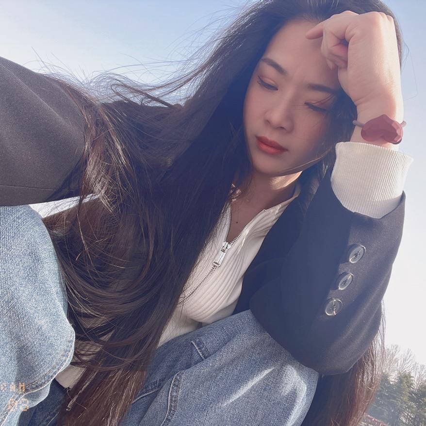 Miss  吴