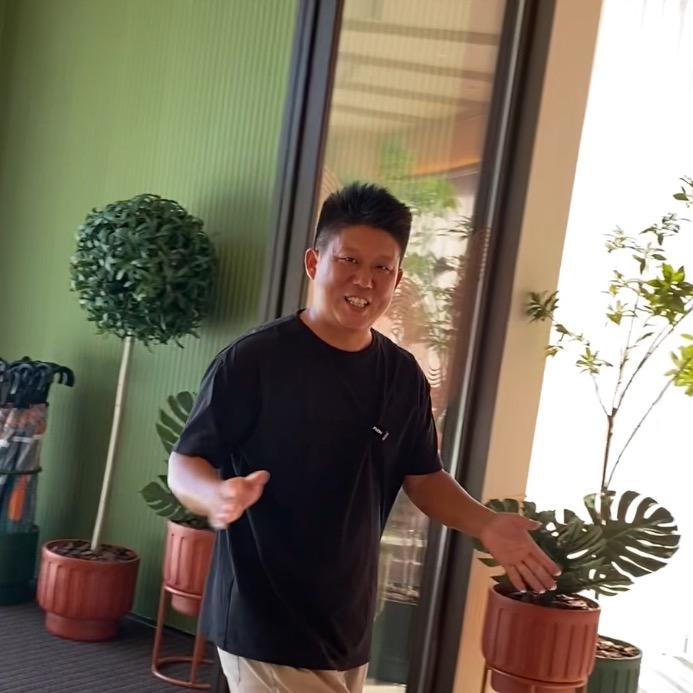 小周来啦