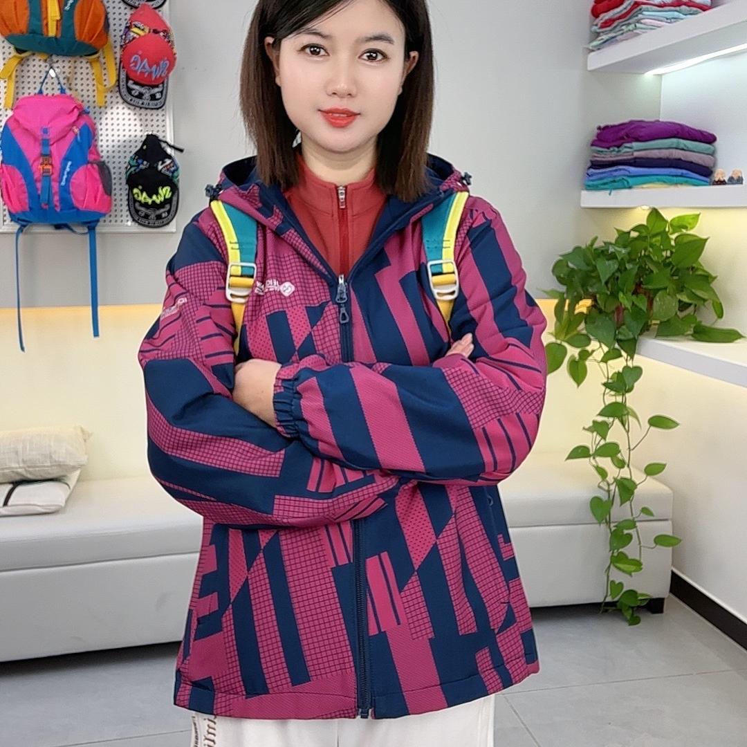 群儿户外休闲服饰