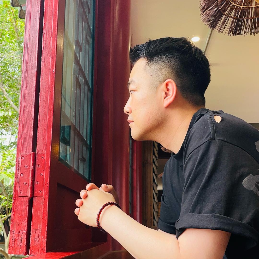 秦皇半岛六区小松