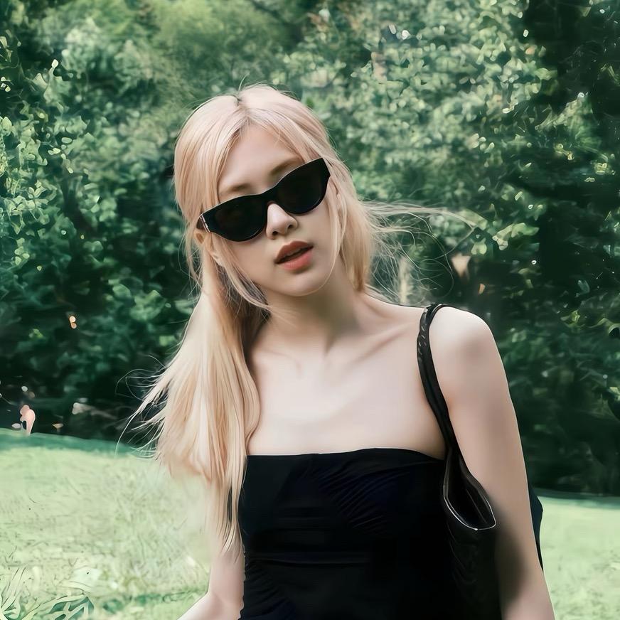 素素🖤