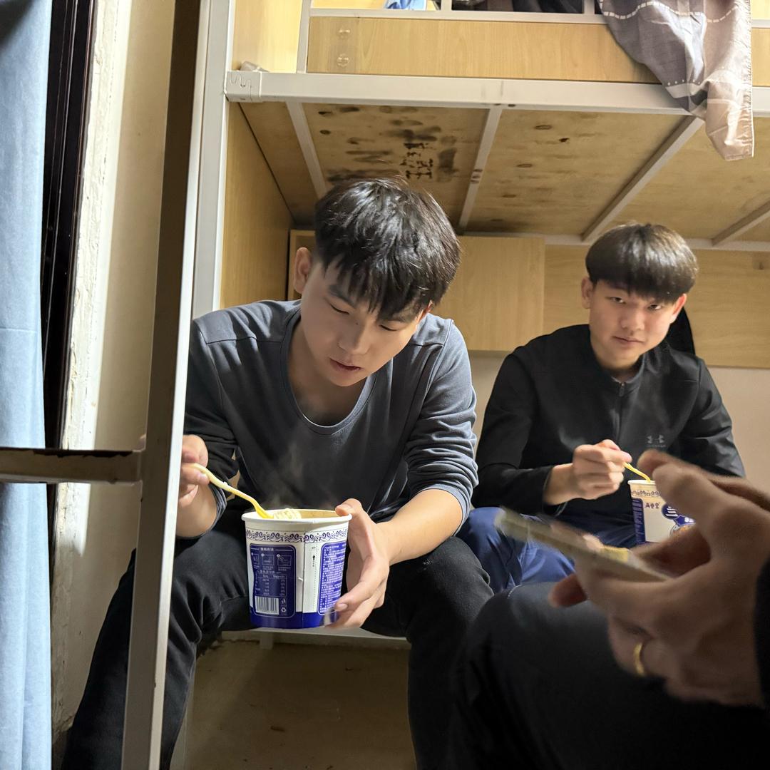 ㅤㅤㅤ︎单招的孩子们