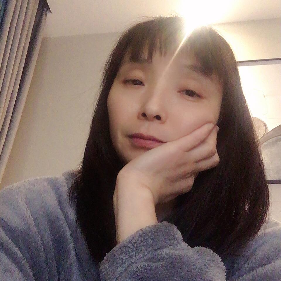 用户9723943646700  英子