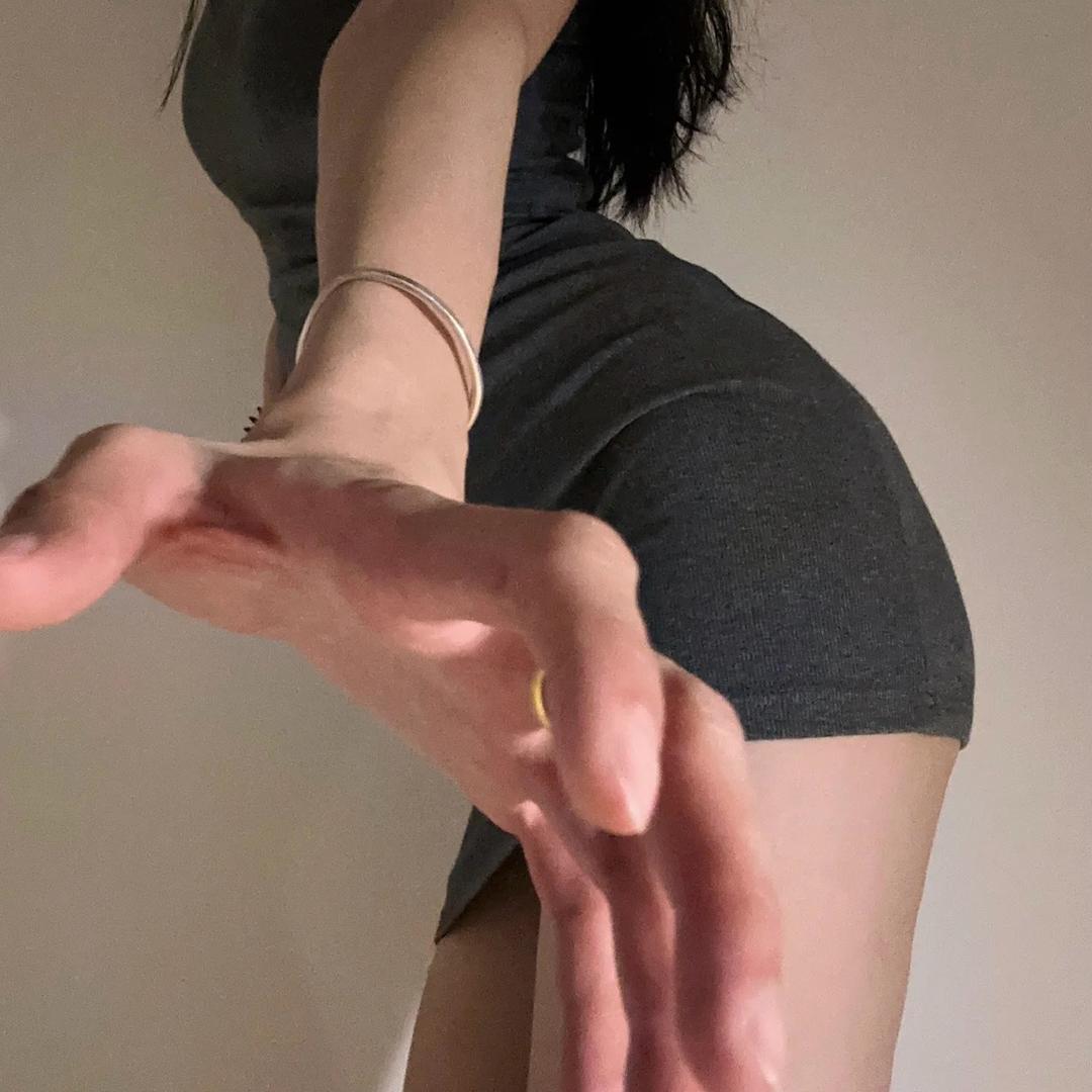 柒柒
