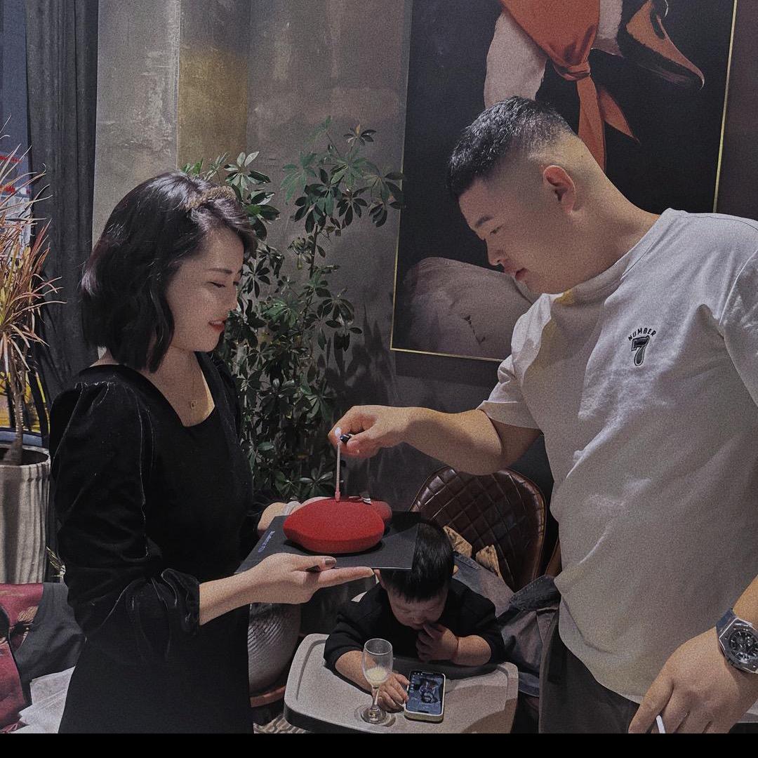 莹-