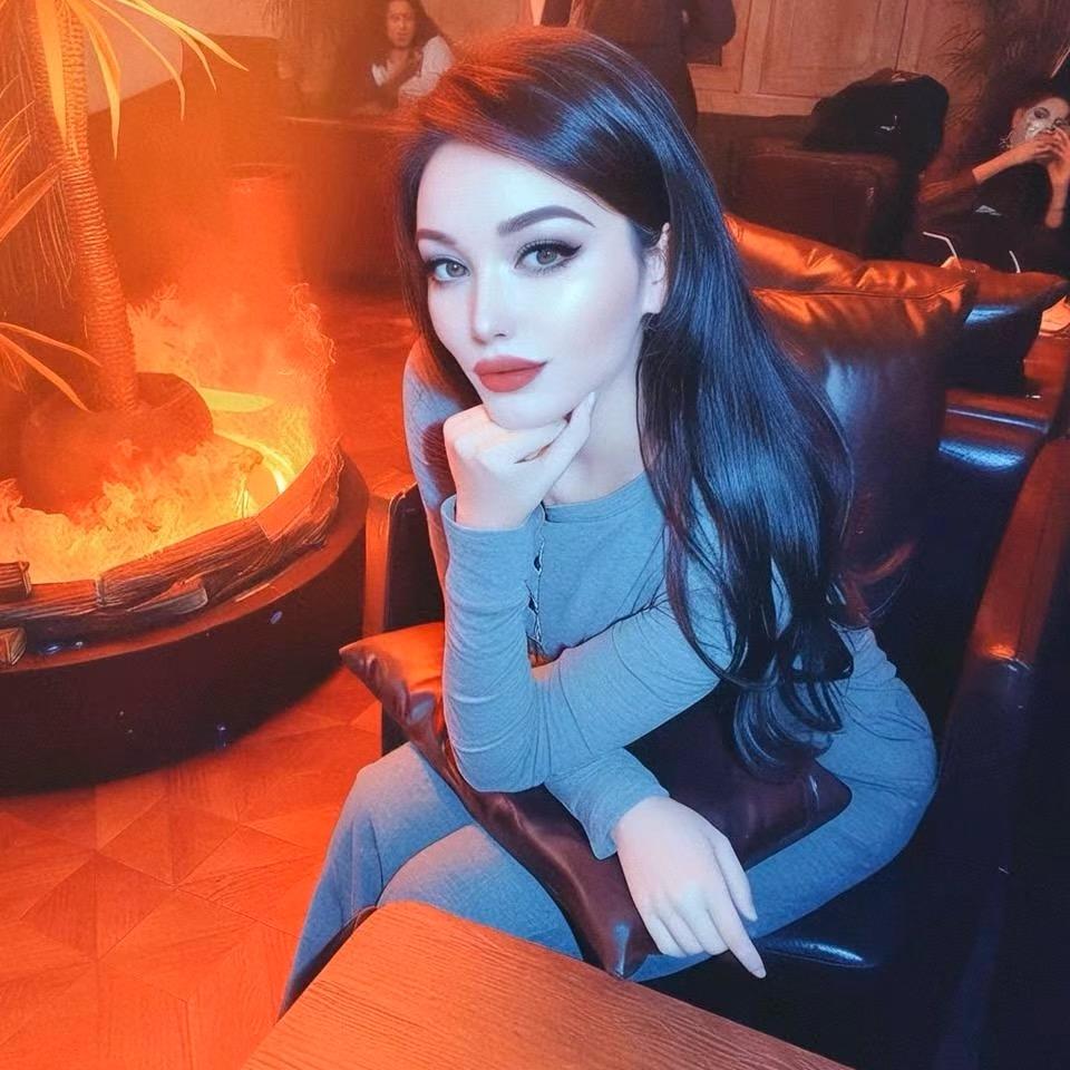 💦米拉 👗👛👠