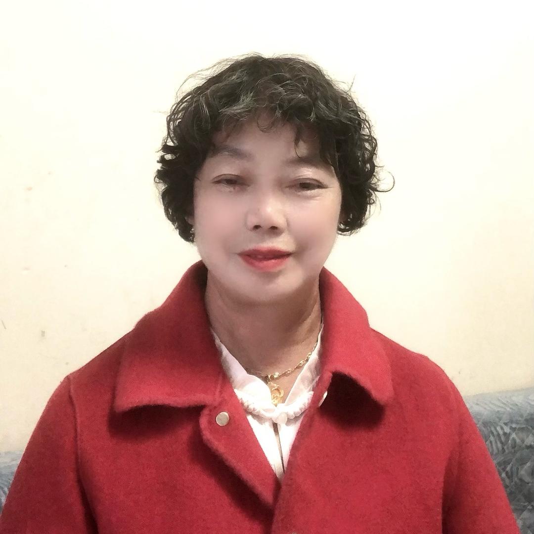 池英中老年服饰