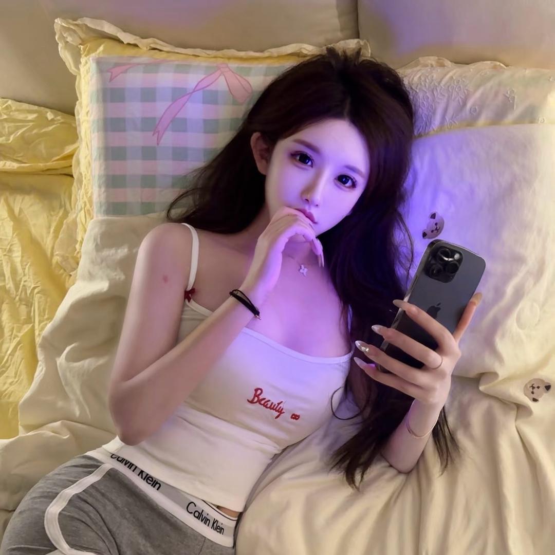 @七七