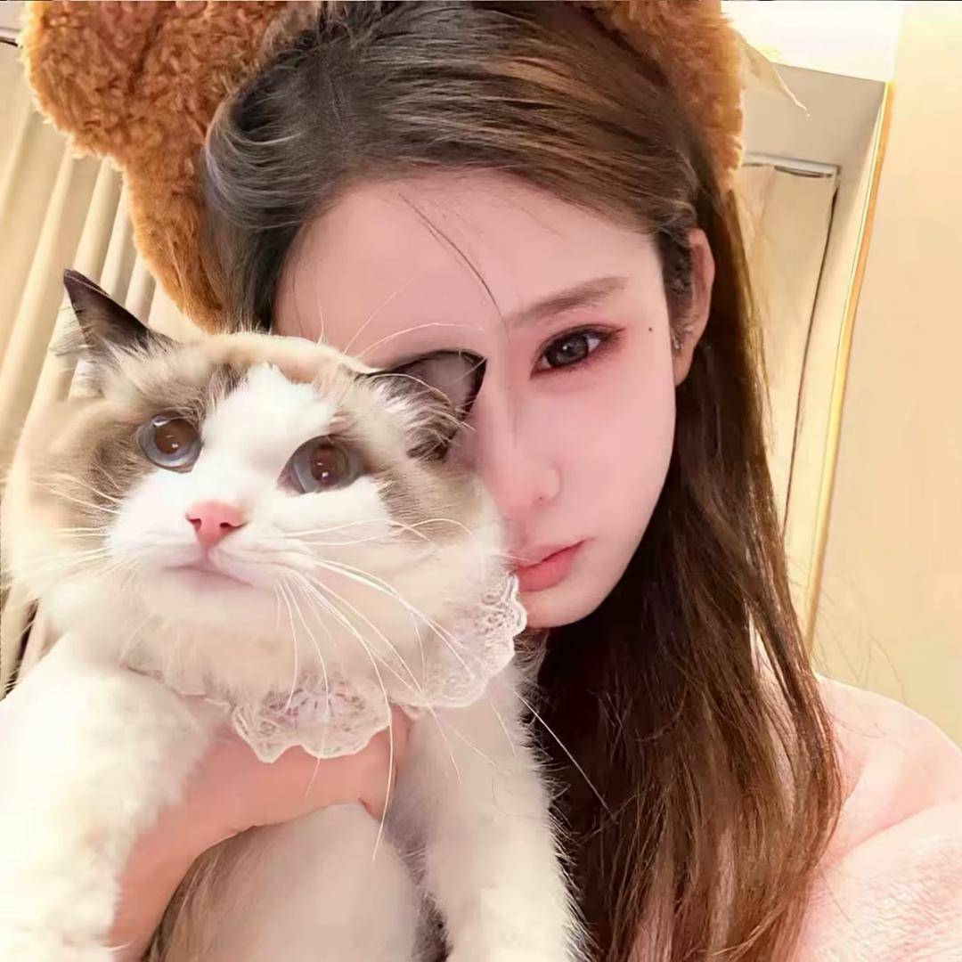 小  七