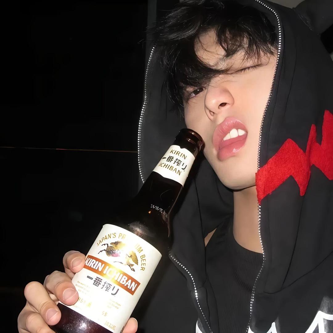 在下摇摆摆