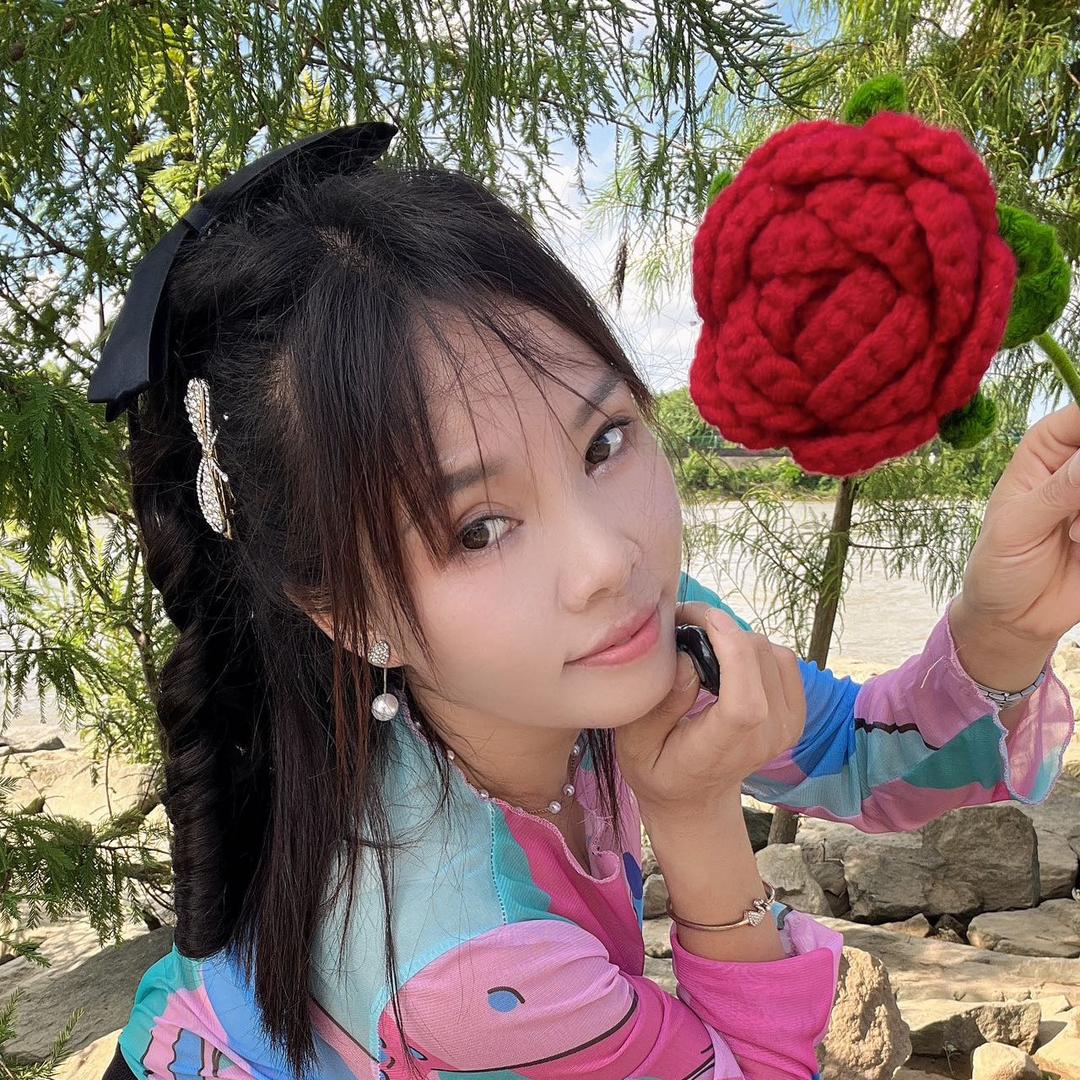 我是静静💰
