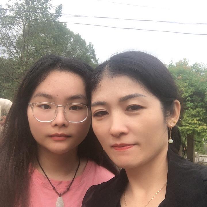 姐姐炸鸡腿