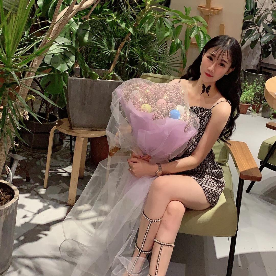 💃一洛