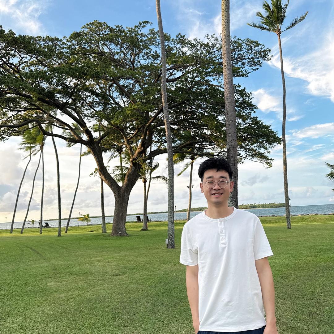 小毅来了