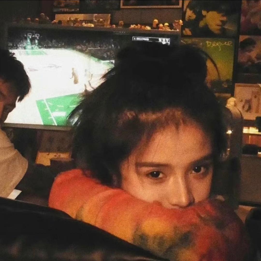 小李一胎生八个