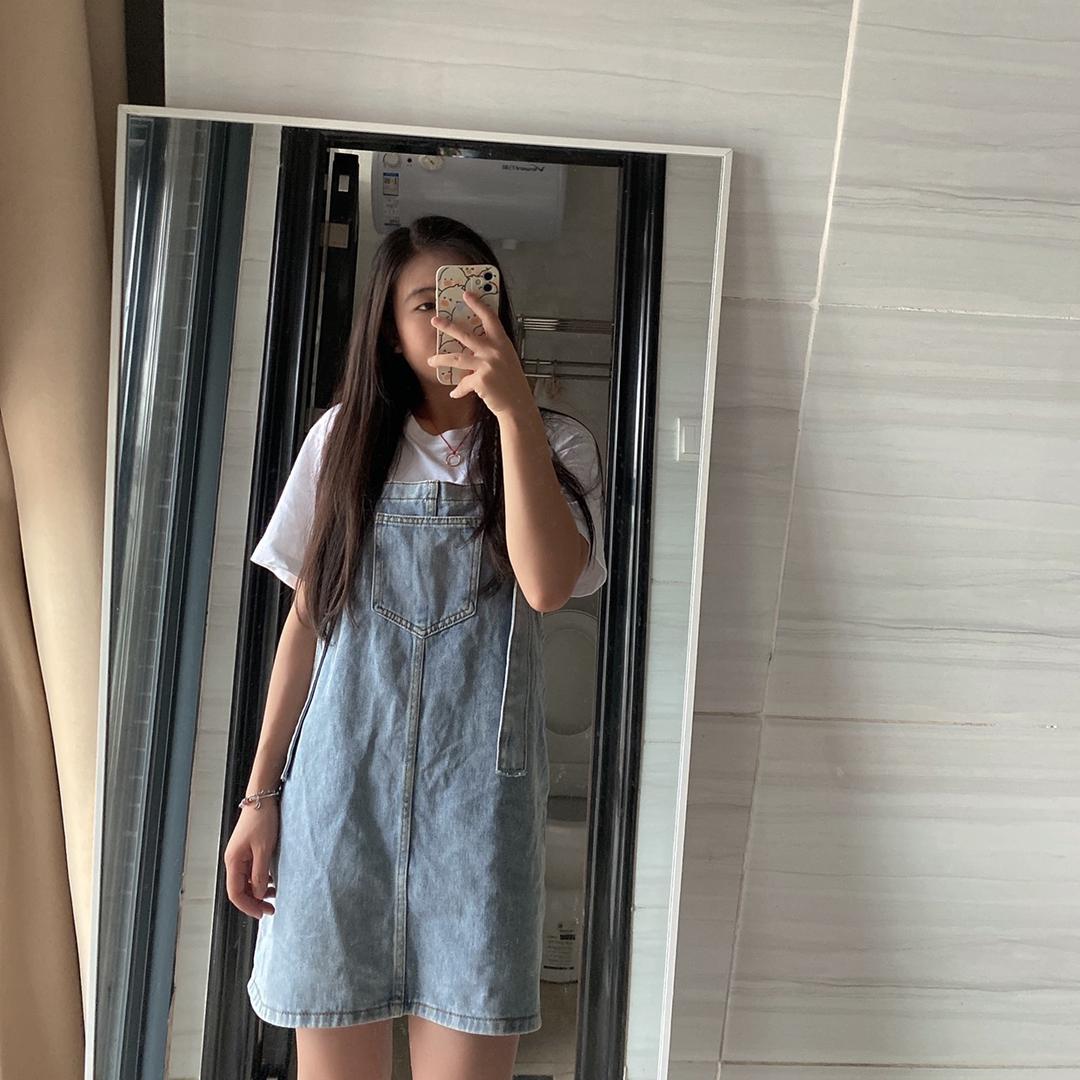 抠鼻屎的小熊ᐝ