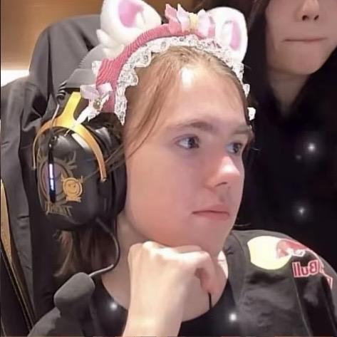 柏拉什么也不图