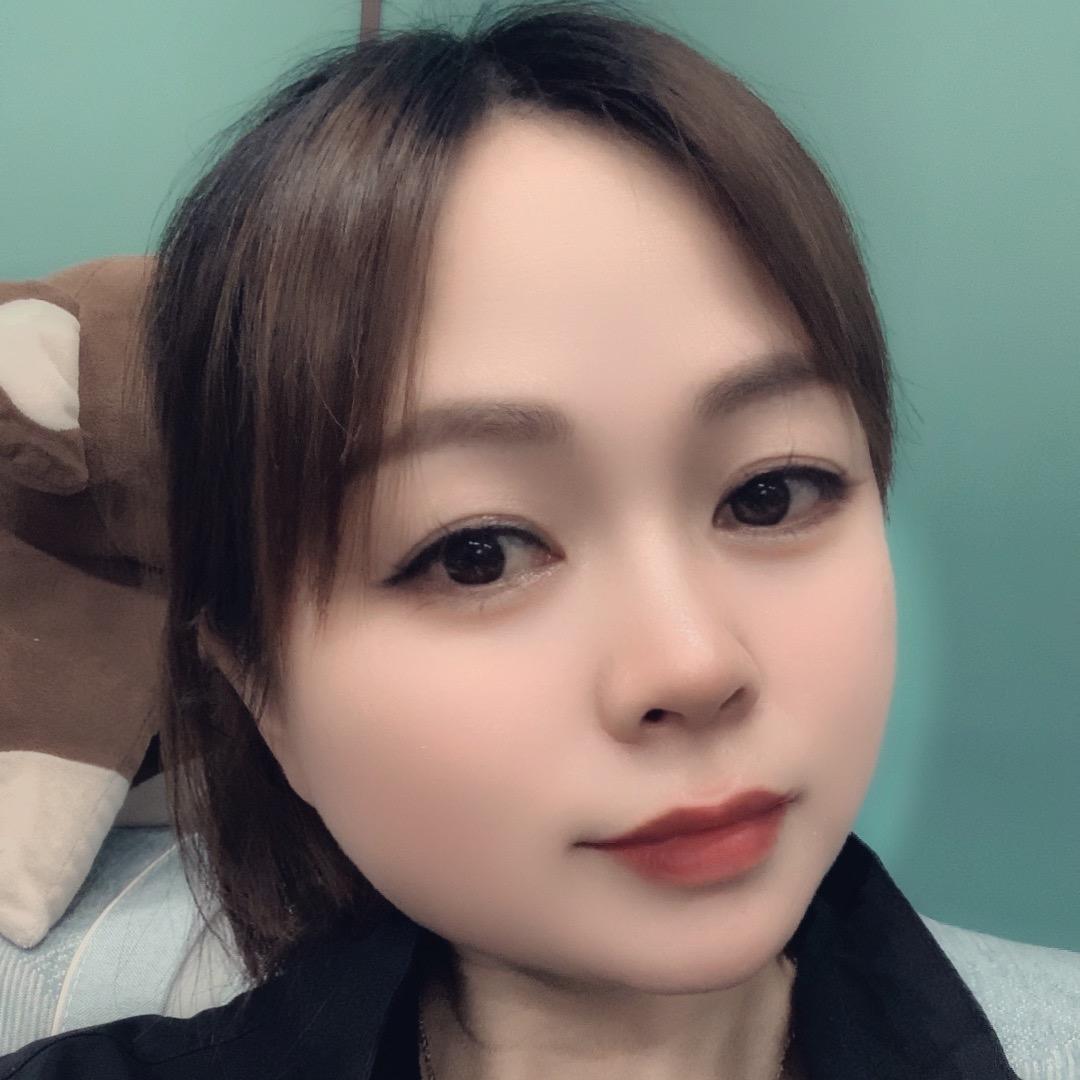 芳芳吖