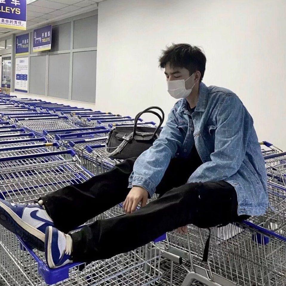 ㅤ   ︌ㅤ