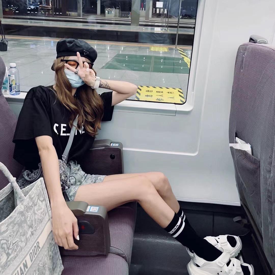 不理理女装one pick