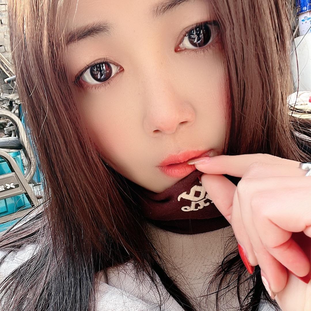 @张静