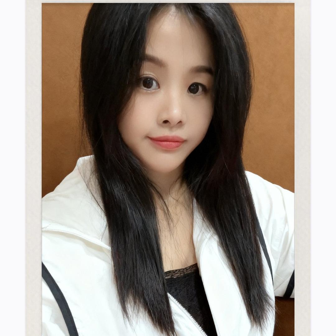 宝藏躺赢小富婆 🔔