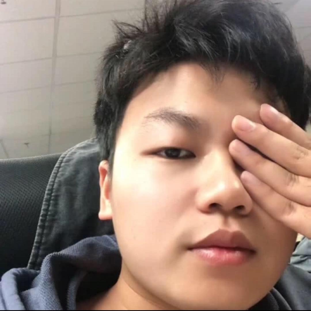 小小飞飞