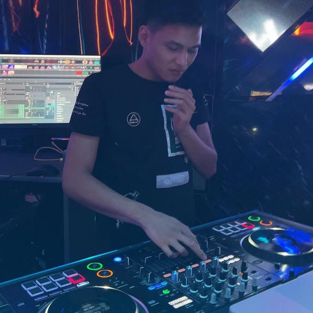 贵港dj小鱼-车载音乐