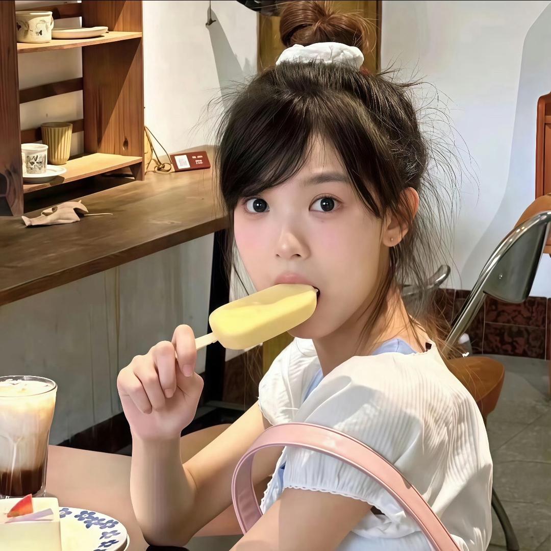 草莓味棒棒糖  🍭